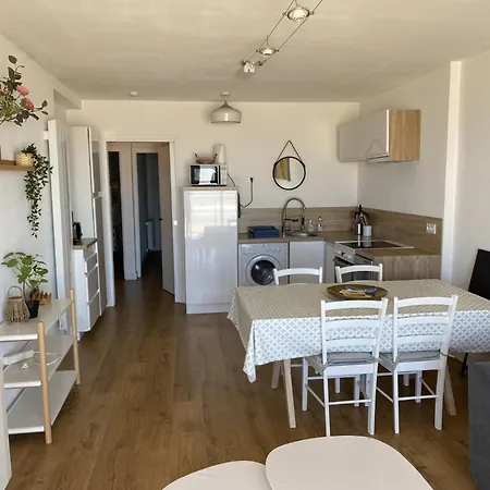 T2bis, Petit Coin De Paradis Face à La Appartement *